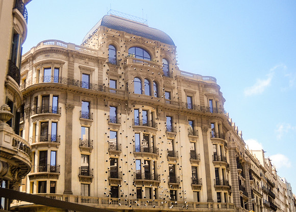 Gaudi Building (Lexi)